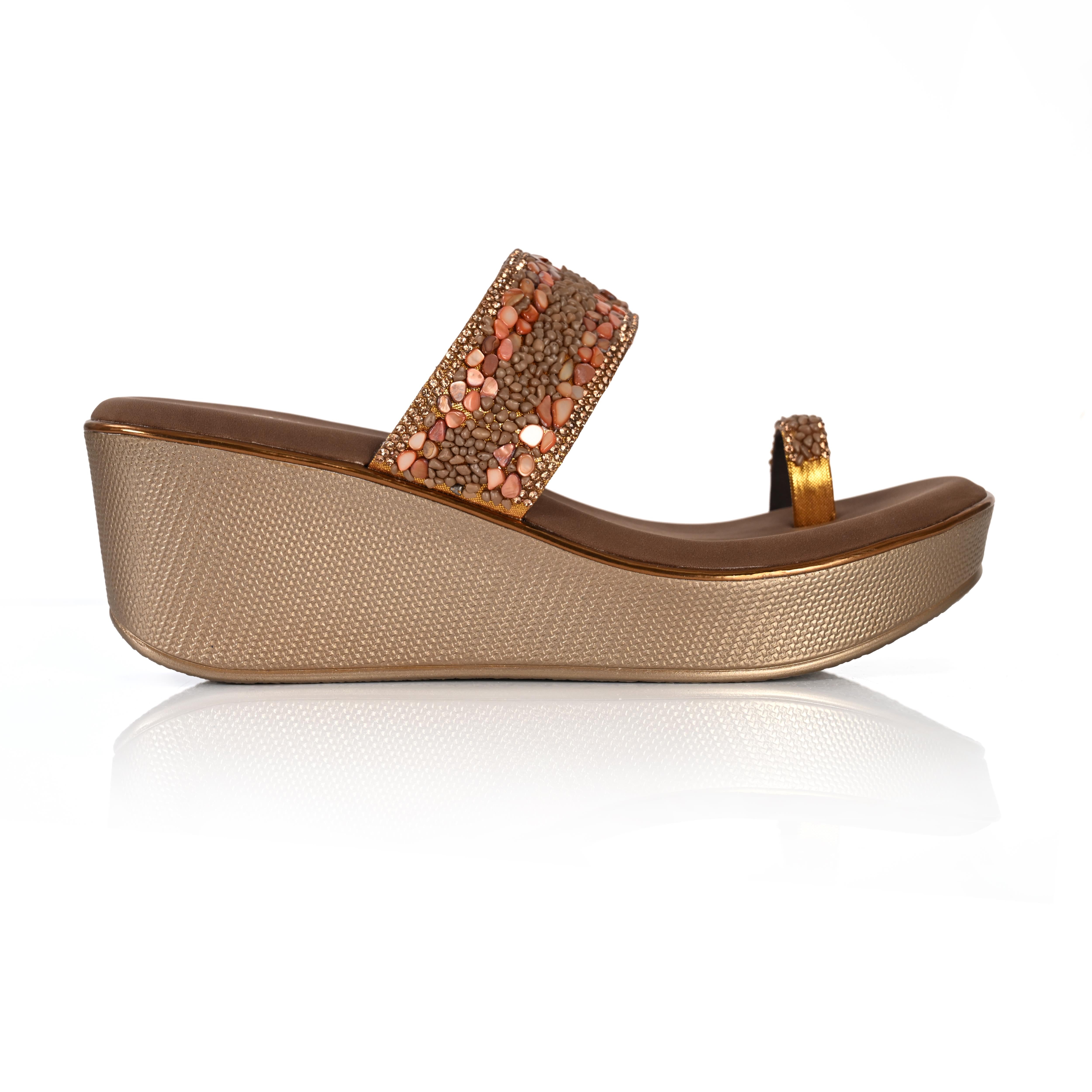 Ratna Wedges