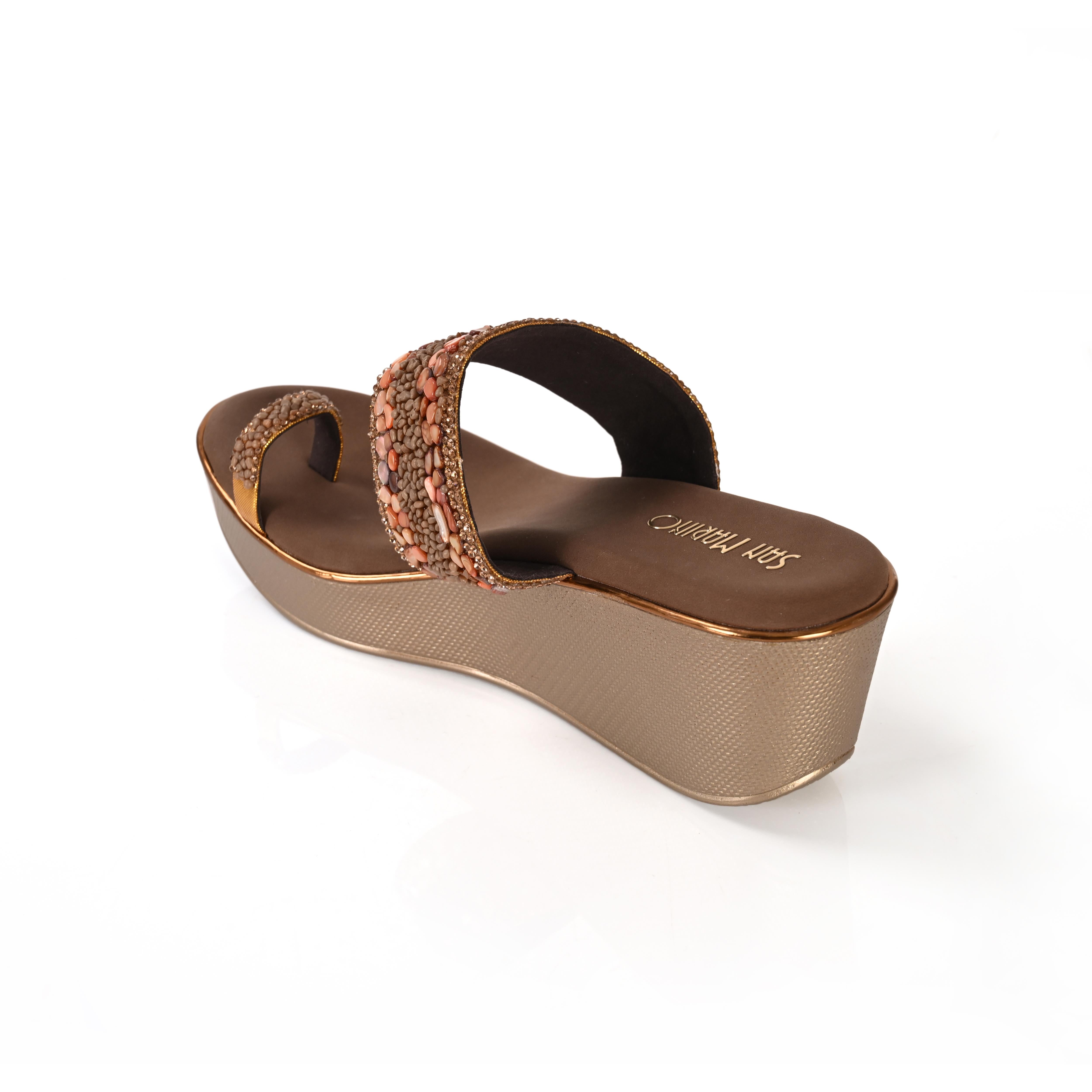 Ratna Wedges