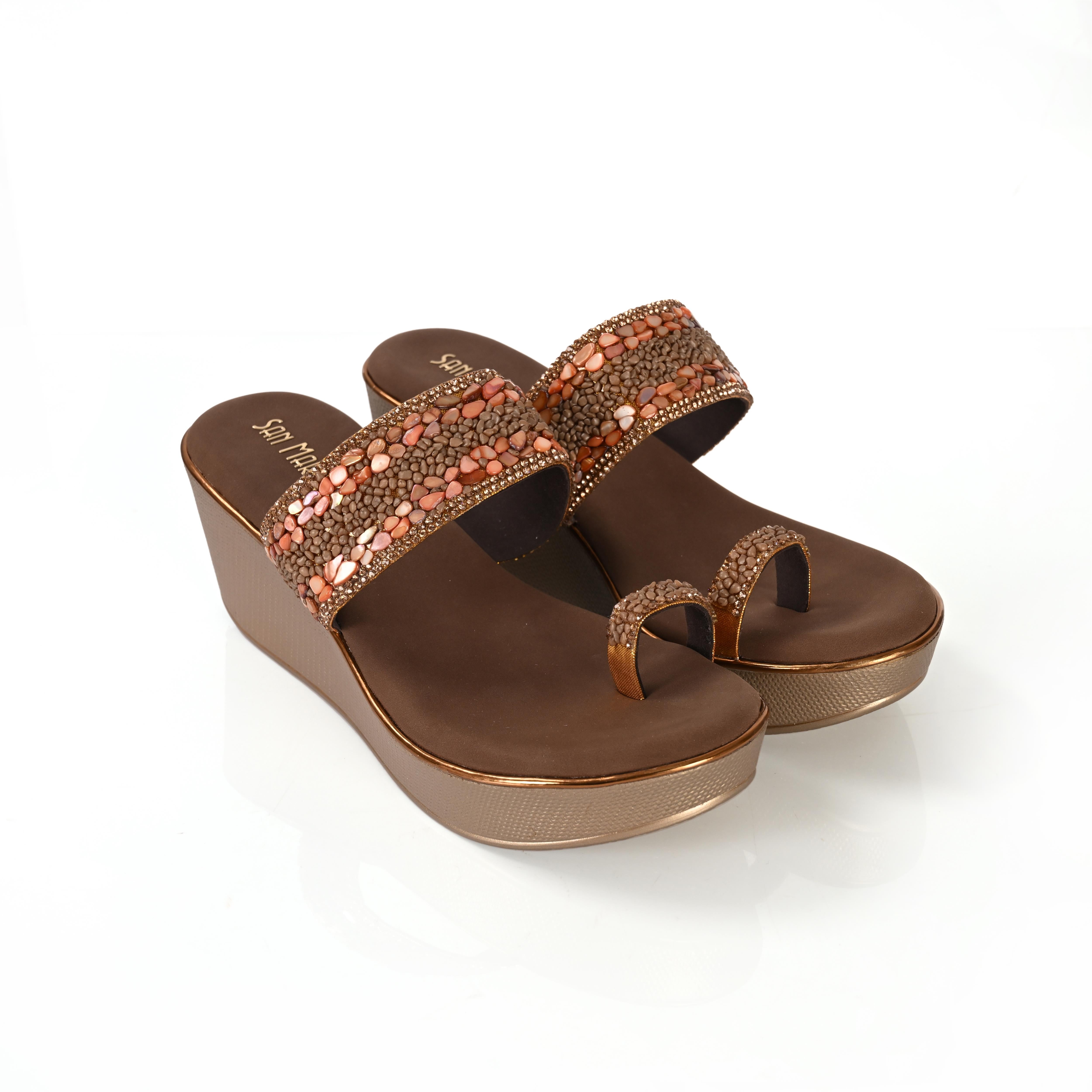 Ratna Wedges