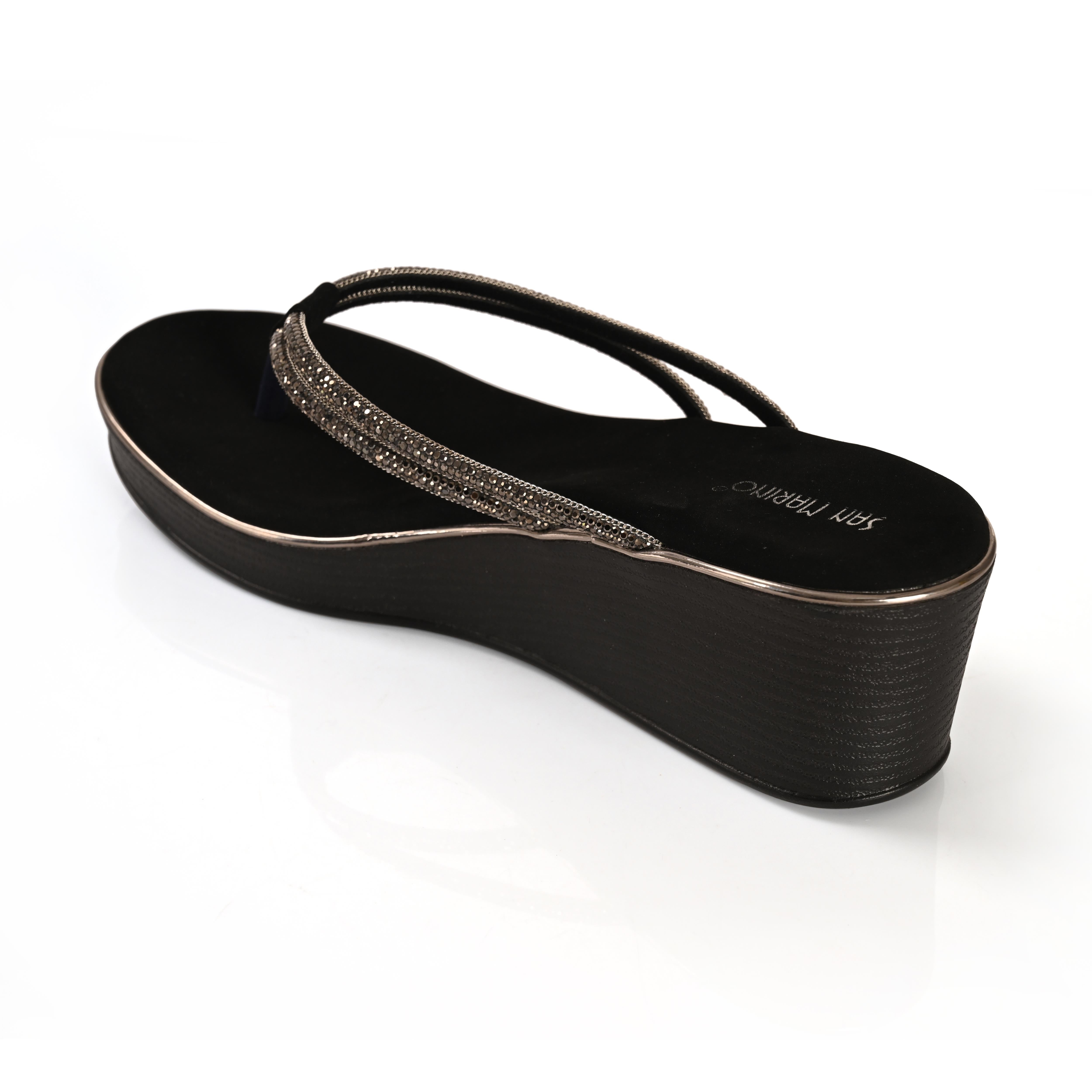 Saaya Wedges