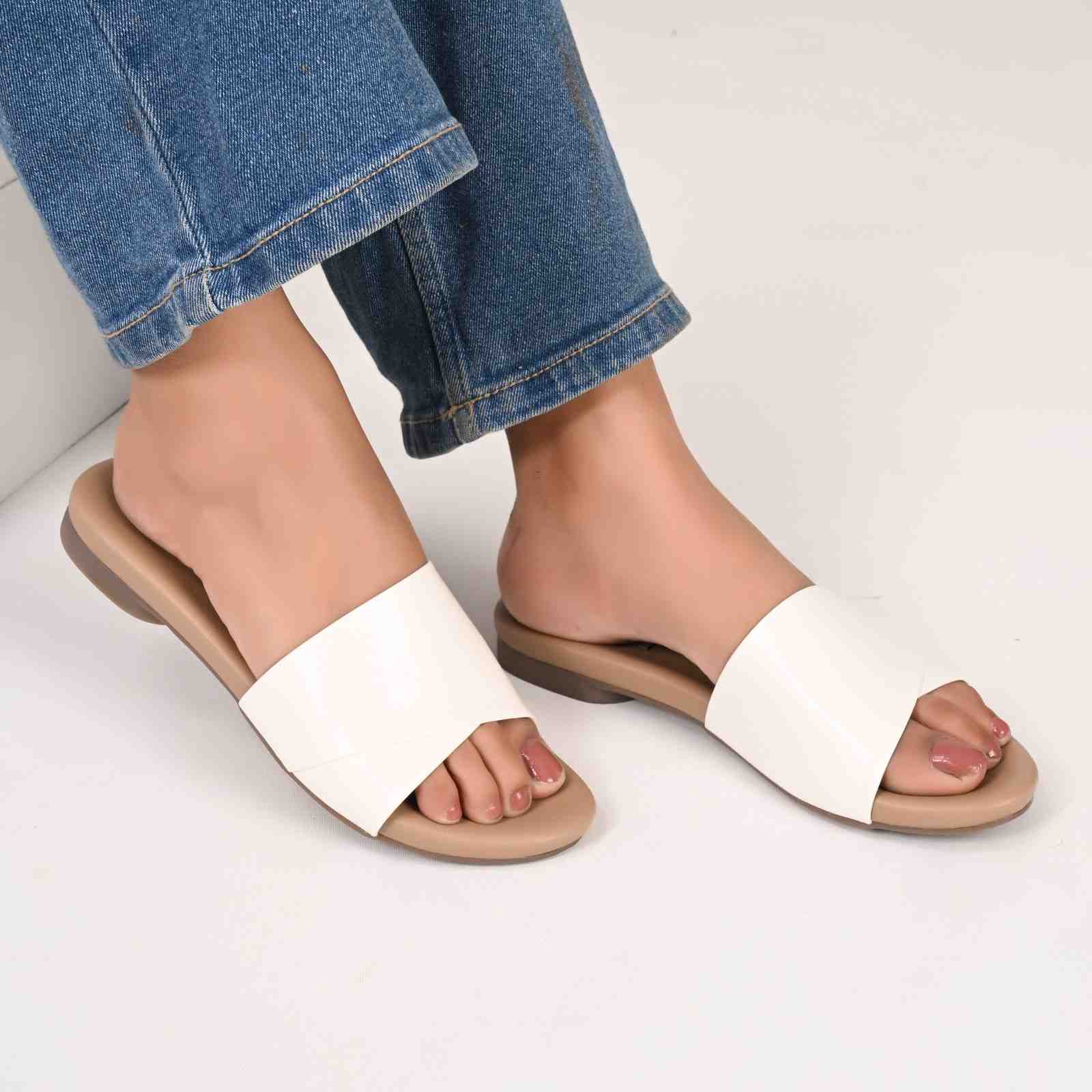 Moana Flats