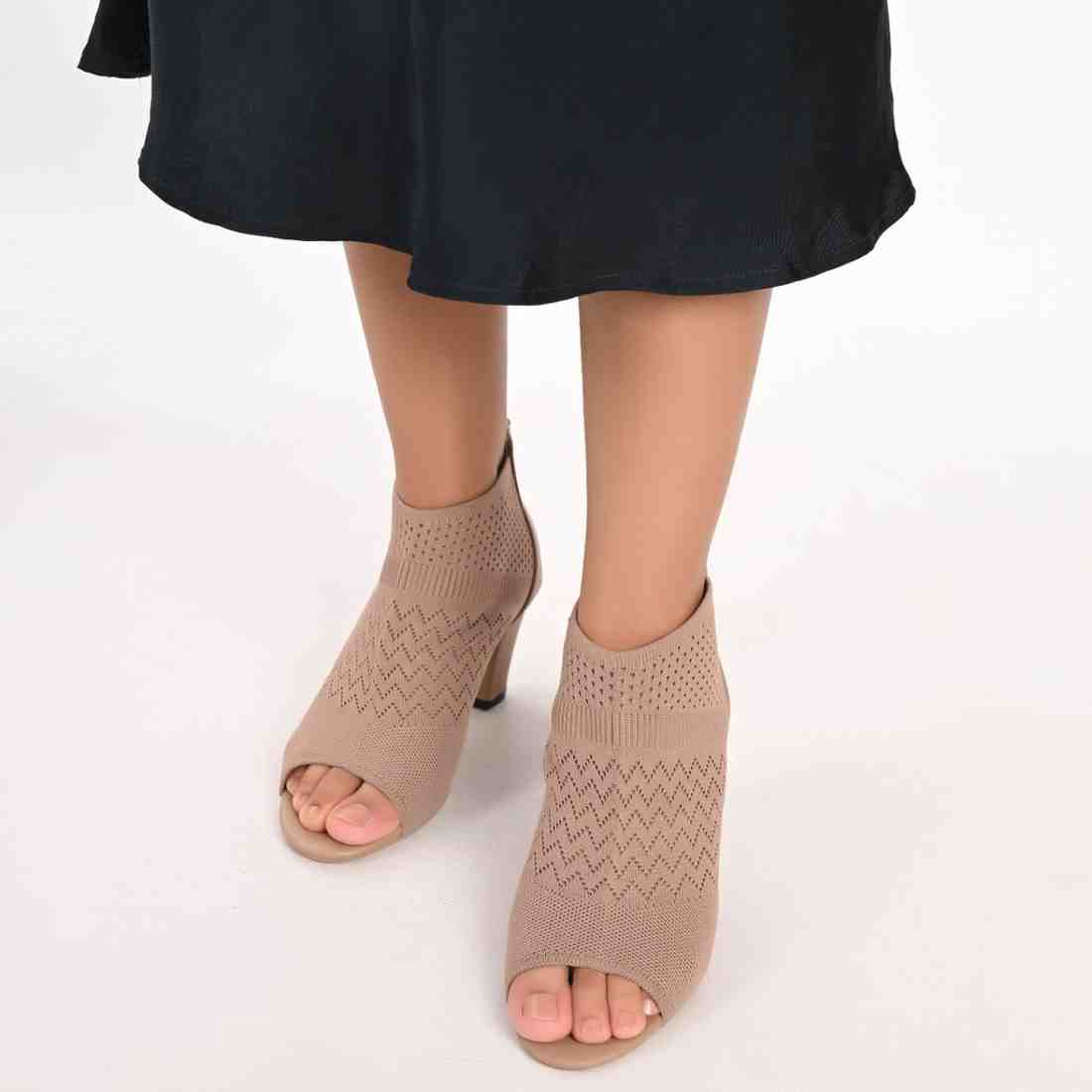 Velona Knit Heels