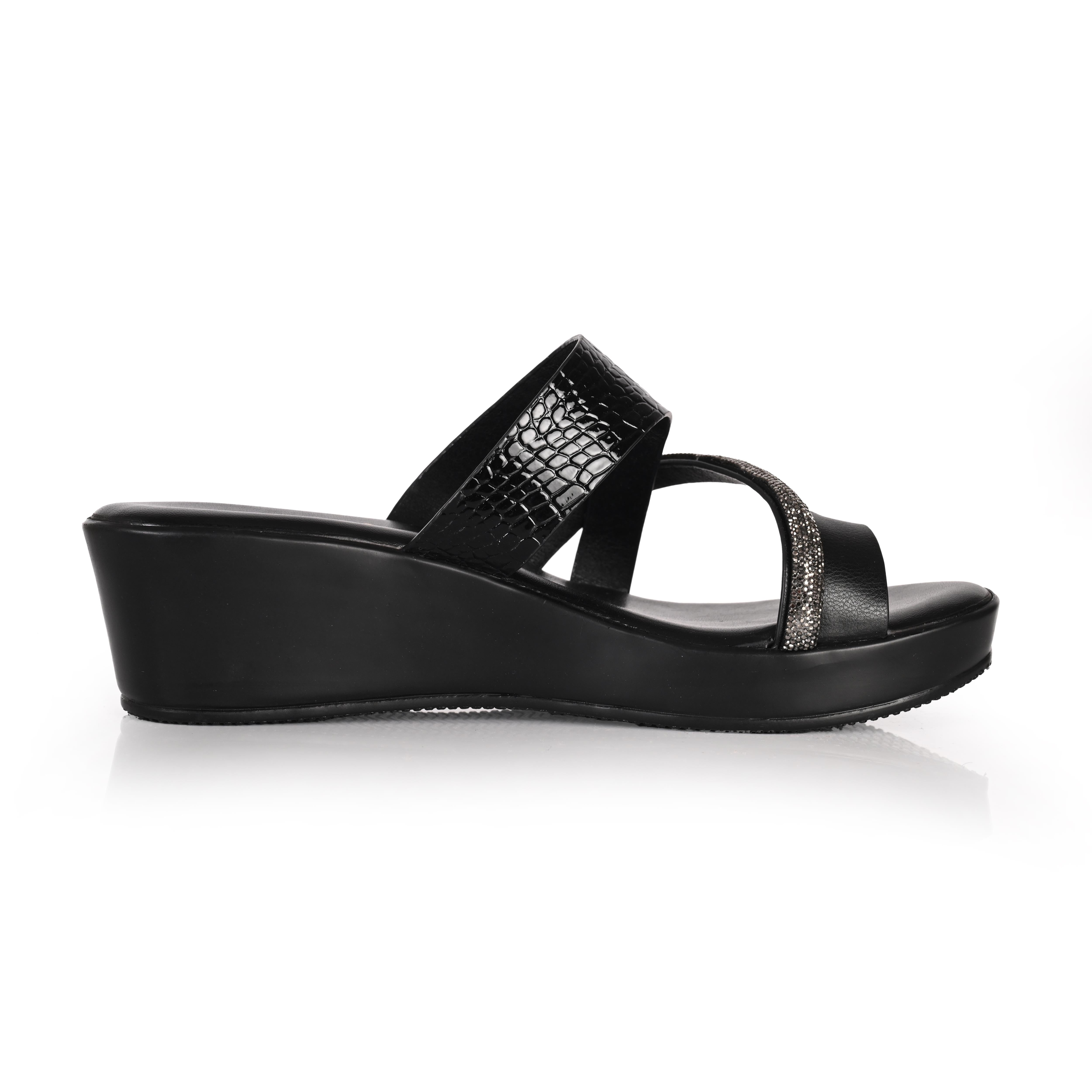 Chamak Wedges
