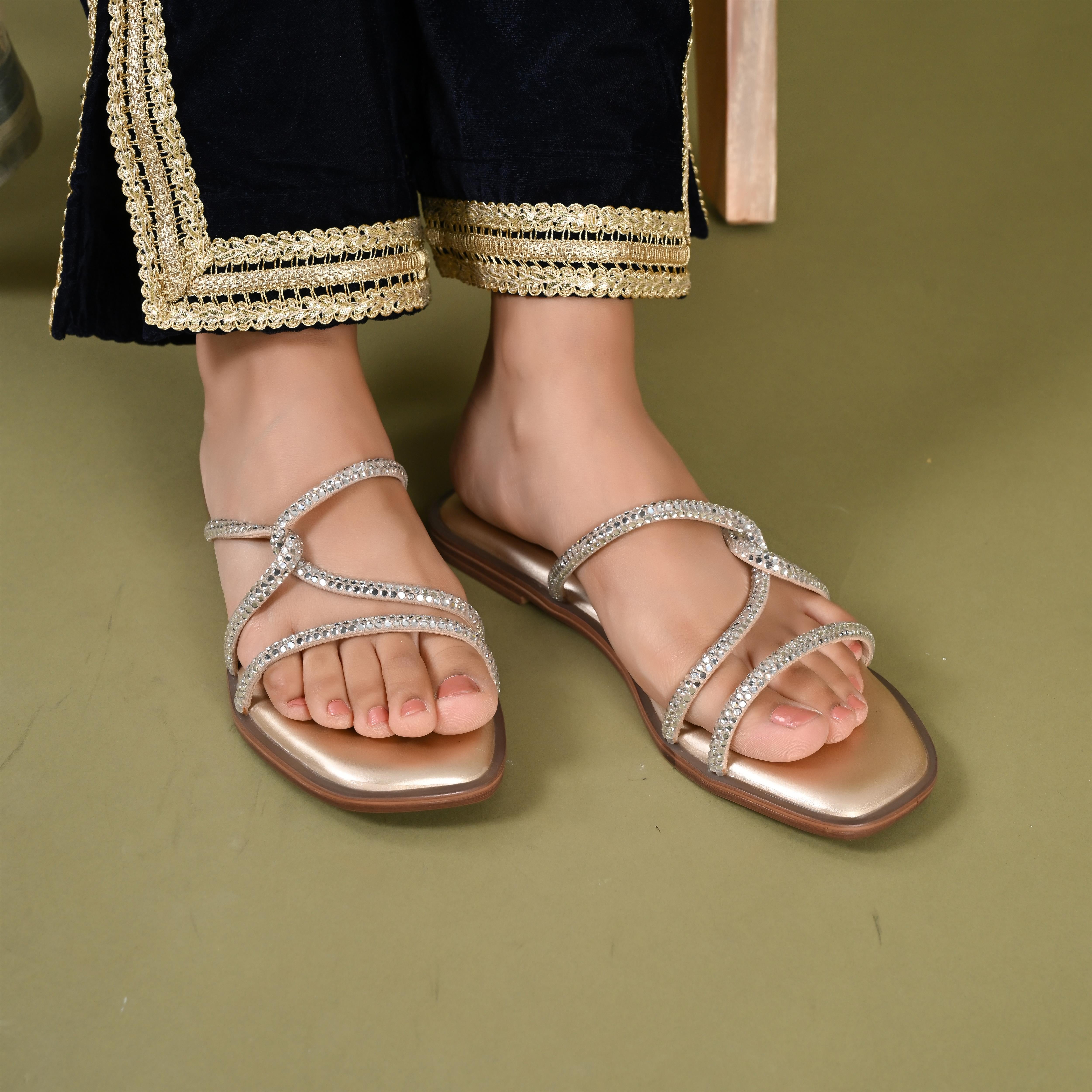 Zoya Flats